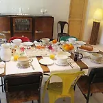 马斯马蒂耐住宿加早餐旅馆 *