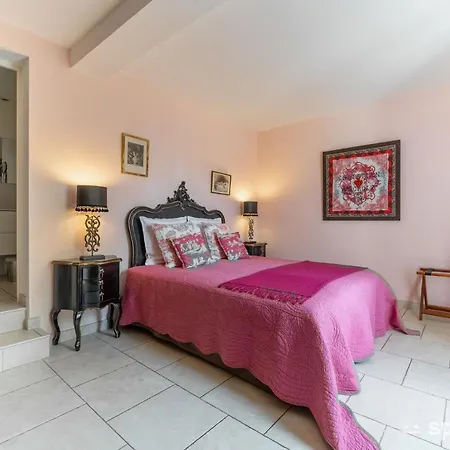 Mas De Martinet * Meynes